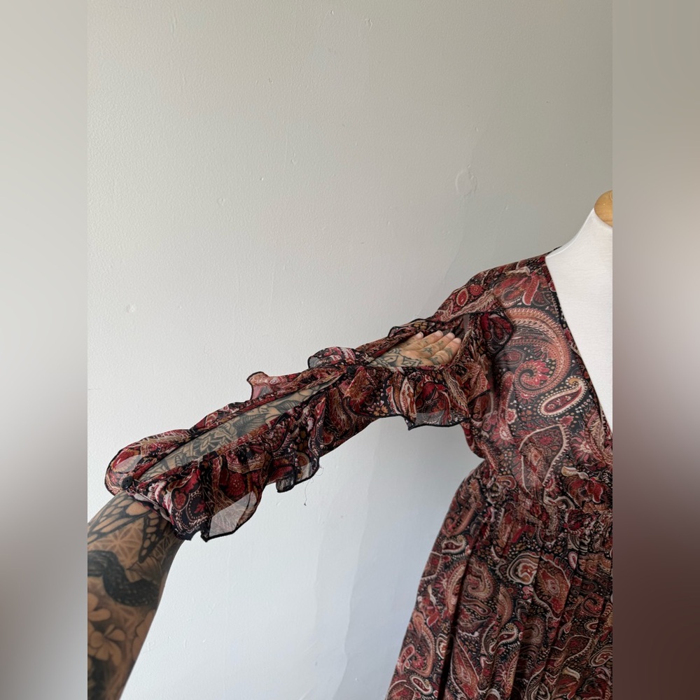 Beautiful Kate + Lily paisley midi dress in rich burgundy, rust, and black tones - Picture 4 of 13